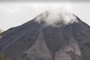 arenal volcano.jpg